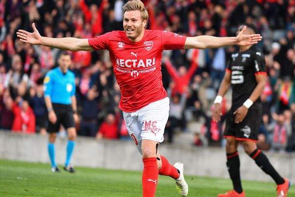 亚博体育官网-尼姆主场逆转斯特拉斯堡,取得胜利的原因